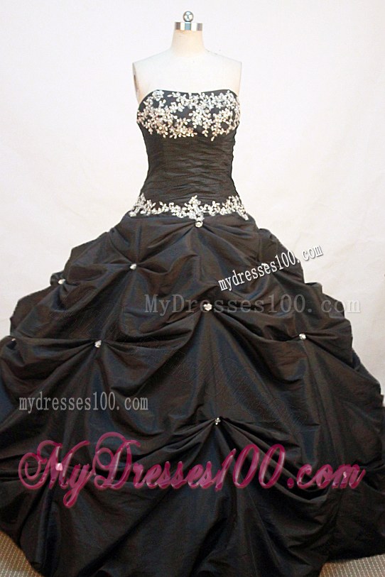 Beading and Pick-ups Decorate Black Quinceanera Gowns